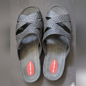 Okabashi cross strap Black women’s sandals